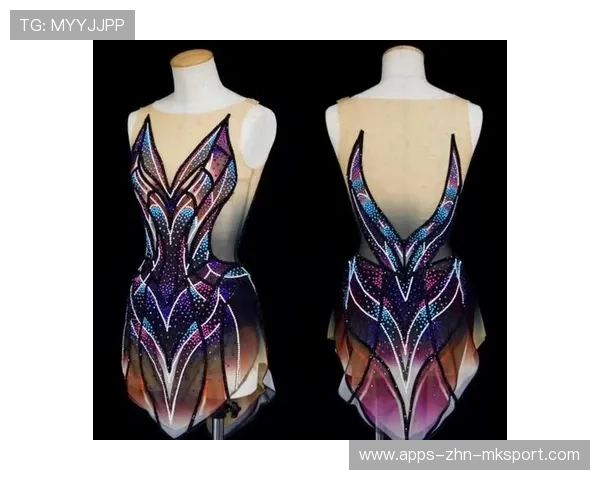 花样滑冰服装设计师出道成明星